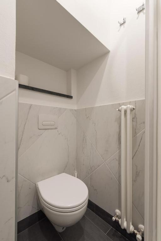 The Hobbit Guelfa Apartment Florence Exterior photo